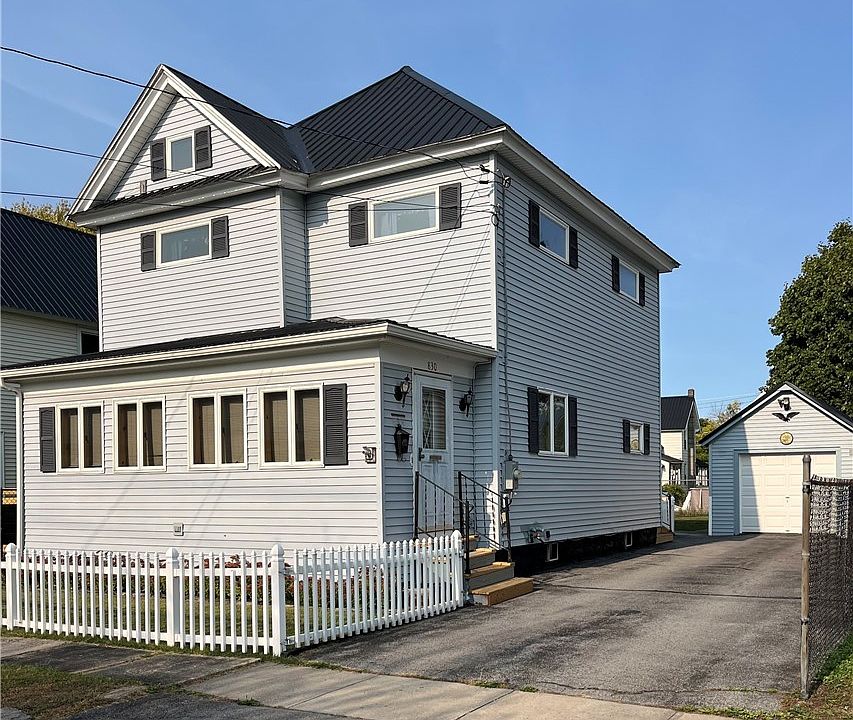 1st image of 830 Anne St