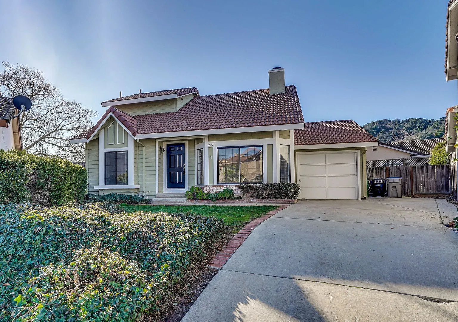 Old Almaden Valley/ 2 story 3/2 Close to Colero Reservoir with Brand New Air Conditioning — Photo 2