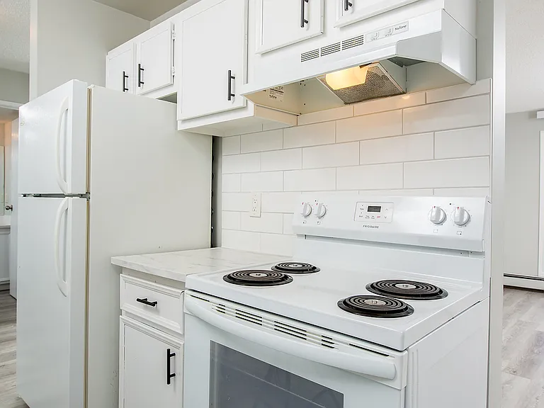 401 Kirkness Rd NW — Photo 15