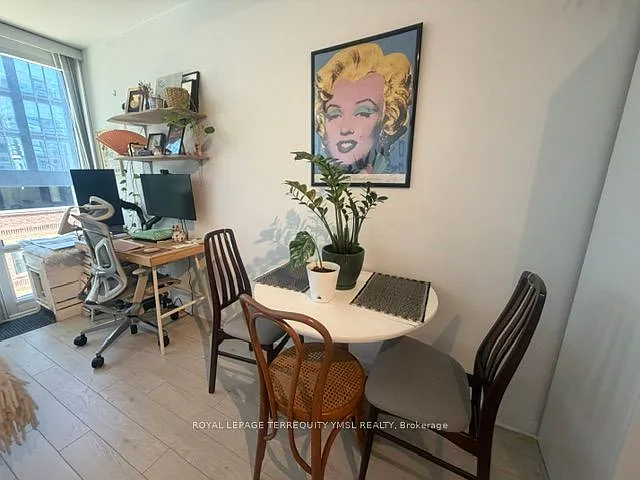 127 Queen St E #504 — Photo 15