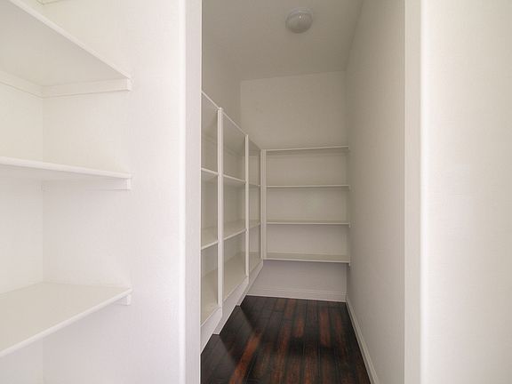 4th image of 4743 Heartstone Cir