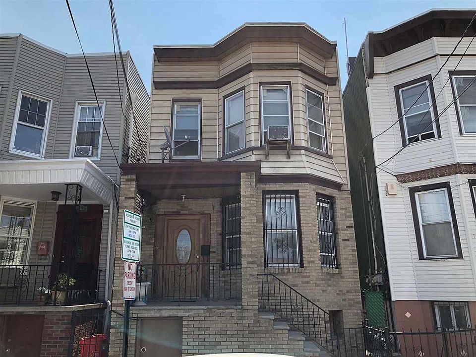 2nd image of 2301 Kerrigan Ave