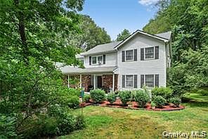 4th image of 72 Peddler Hill Road
