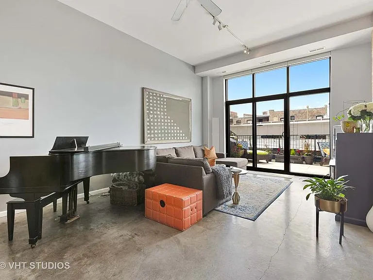 3631 N Halsted St #211 — Photo 11
