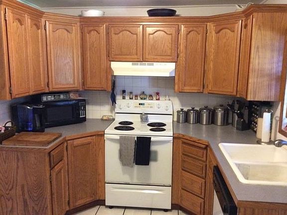 5th image of 13702 E Wellesley Ave