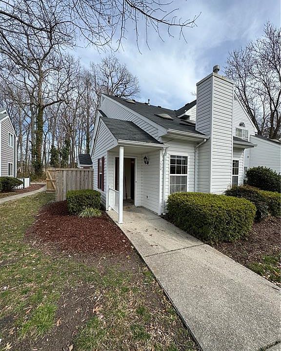 1st image of 270 Nantucket Place