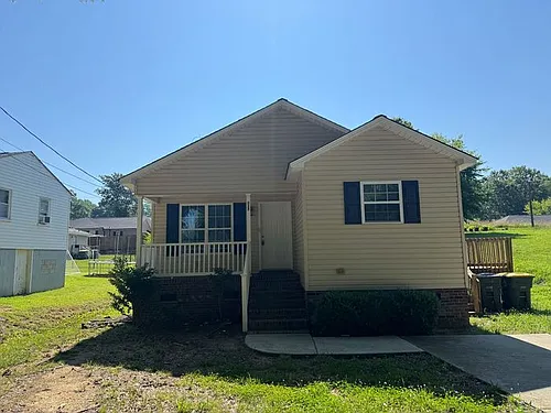 417 Pleasant Ave Photo 1