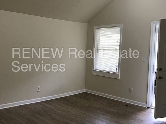 3rd image of 1207 17th Ave S #2