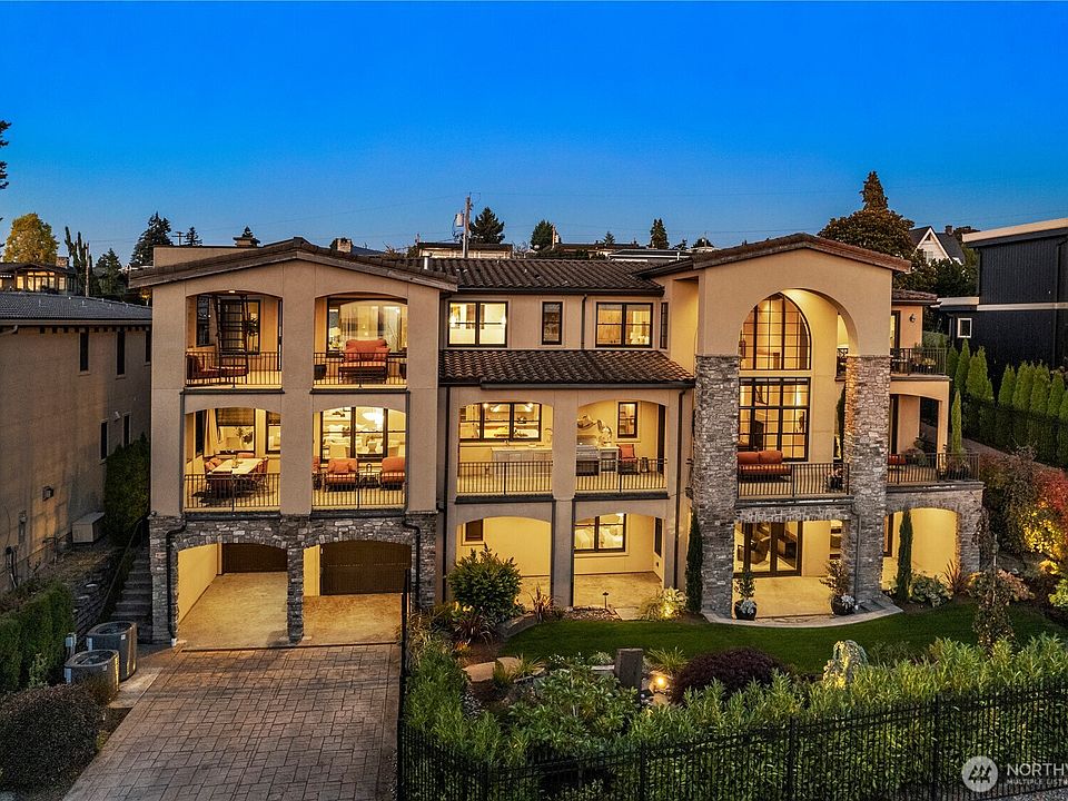 1st image of 435 8th Avenue W