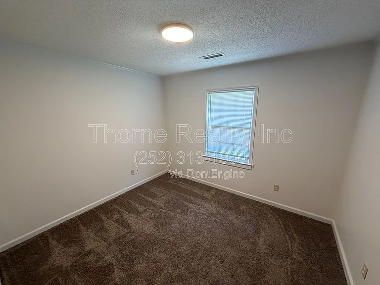2206 Candlewood Dr SW #B — Photo 4