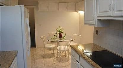 4th image of 181 Kensington Dr Unit 181