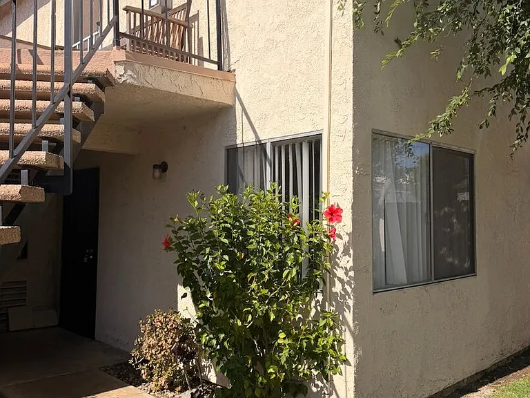14702 Plaza Dr — Photo 2
