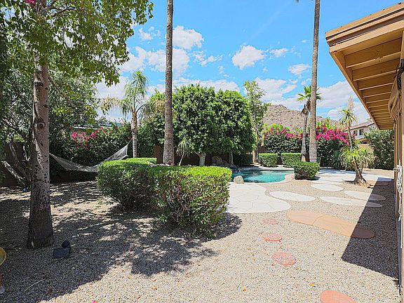 4th image of 1662 E Montoya Ln