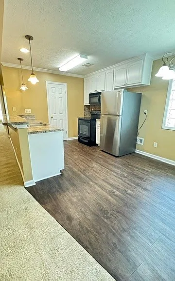 1333 Centerfield Ct — Photo 9