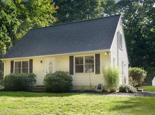 336 Pommogussett Rd, Rutland, MA 01543