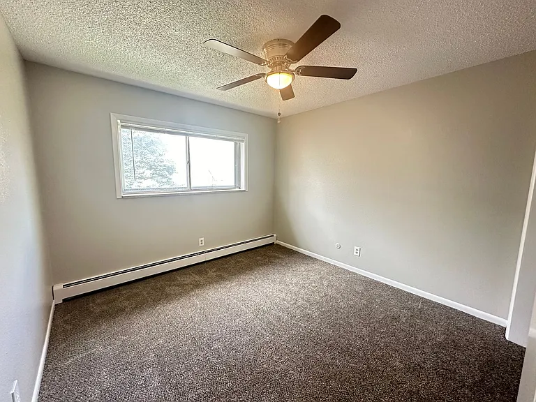 Mead Apartments — Photo 18