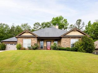 5 Woodchase Dr, Phenix City, AL 36870