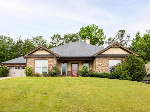 5 Woodchase Dr, Phenix City, AL 36870