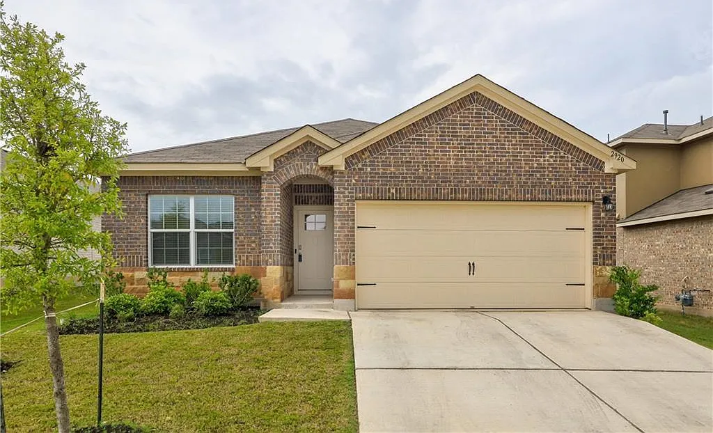 3 bed, 2.0 bath, 1514 sqft, $2,195 — Photo 1