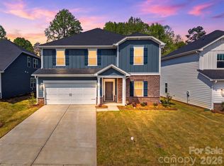 2076 Sunflower Cir, Newton, NC 28658