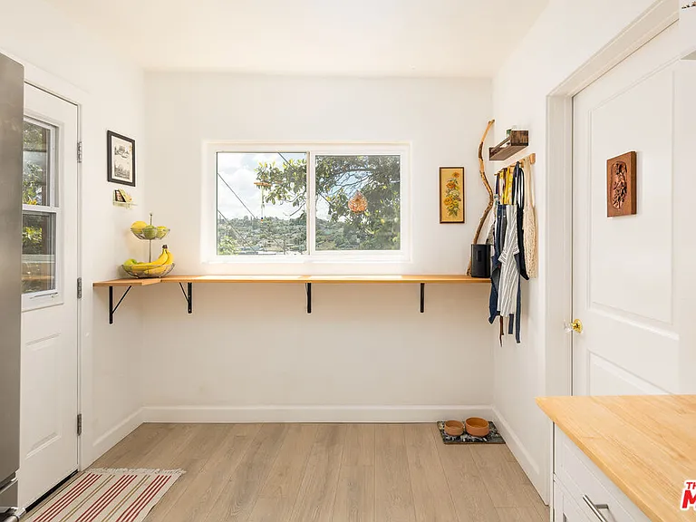 4540 Catalpa St — Photo 12