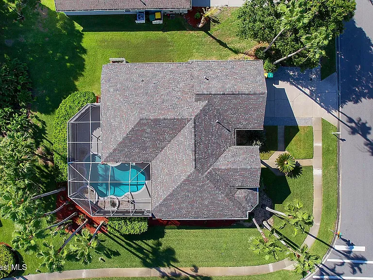 768 Harrier Ct — Photo 15