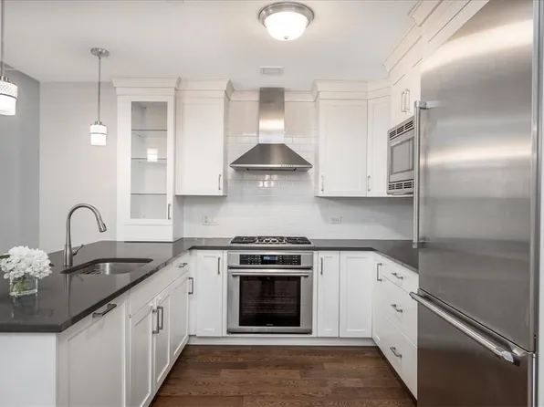 10 Byron Place #313, Larchmont, NY 10538