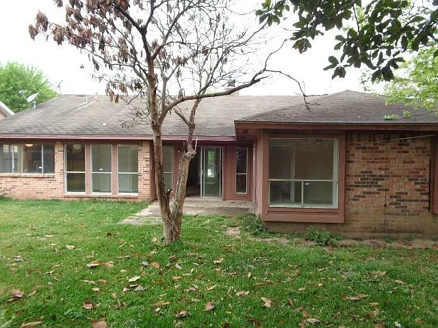 10211 Golden Sunshine Dr — Photo 16