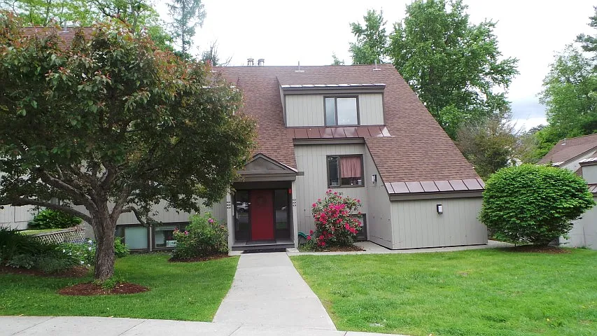 Building Photo - 1 Verona Ave #315