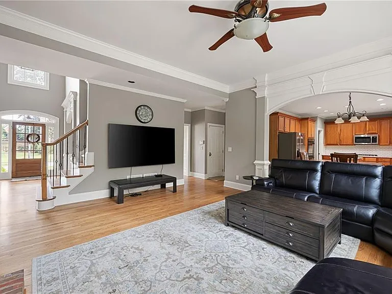 227 Oakwind Point — Photo 8