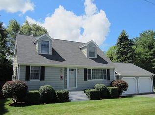 4 Kathleen Dr, Beverly, MA 01915
