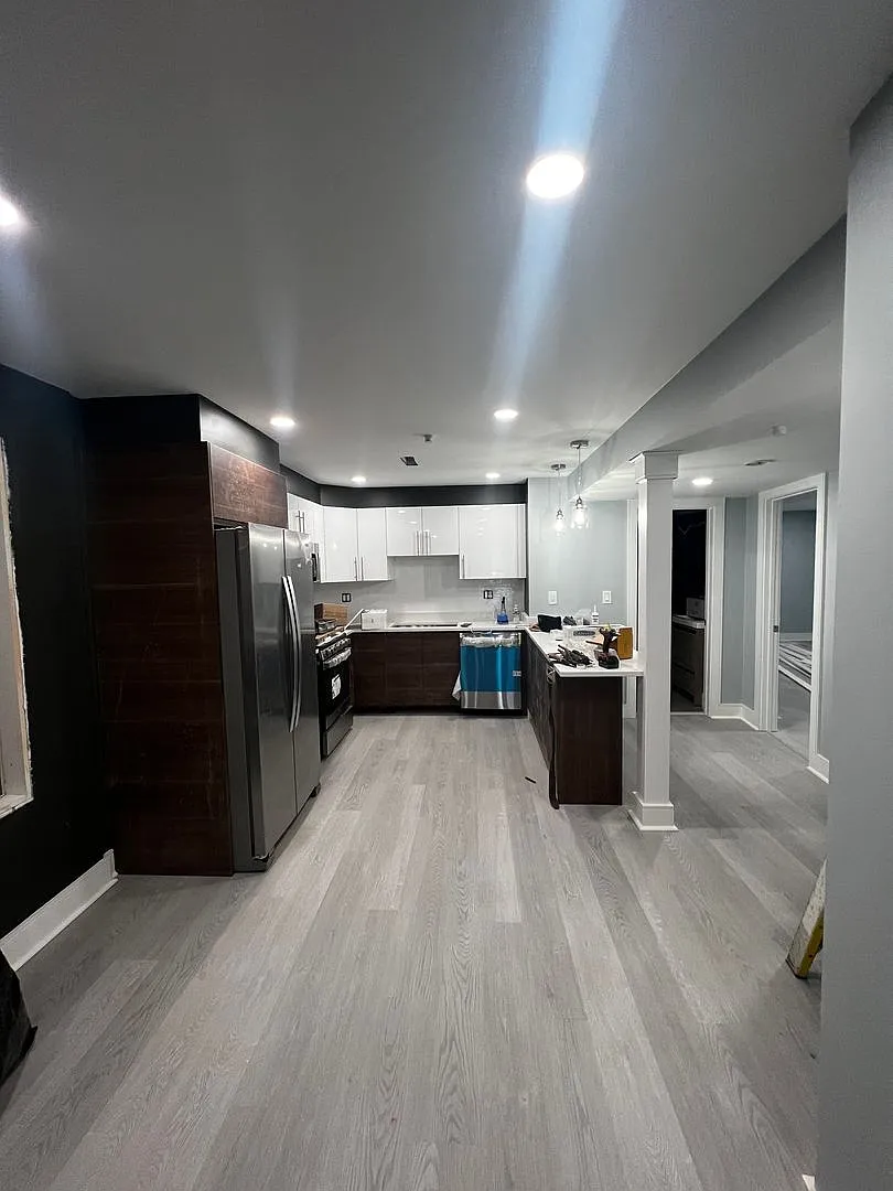 Beautiful, Fully Renovated Brookline / Washington Square 3 Bed/2 Bath on University Rd for Sept 1st — Photo 2
