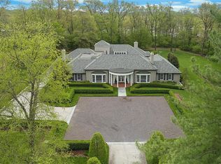 4 Mayfair Rd, Saint Louis, MO 63124