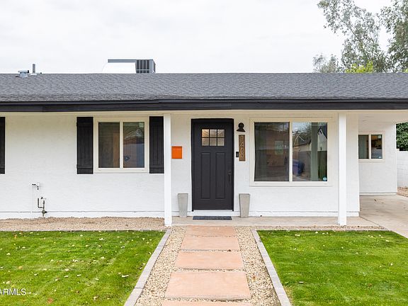 3rd image of 1407 E Windsor Avenue
