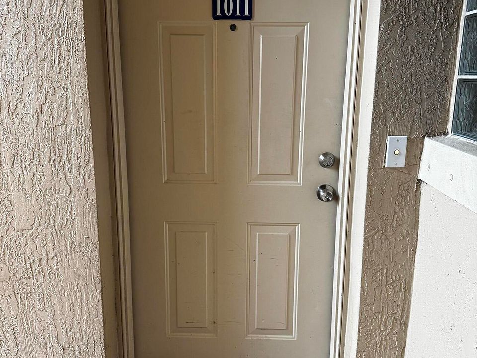 1st image of 1103 Golden Lakes Boulevard #1011