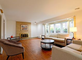 188 Sycamore Cir, Stony Brook, NY 11790