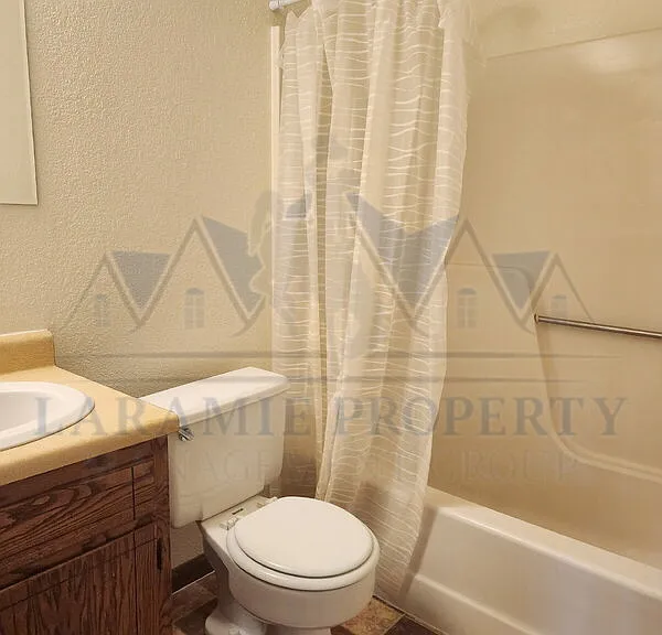 1725 Fetterman Dr #D — Photo 5