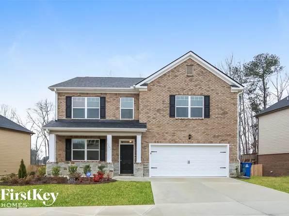 3282 Hawthorn Farm Blvd, Loganville, GA 30052