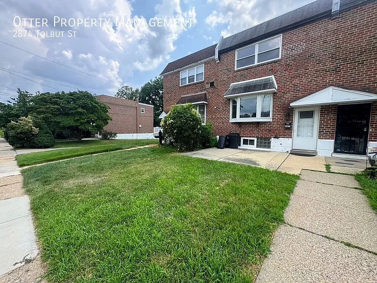 2874 Tolbut St — Photo 55