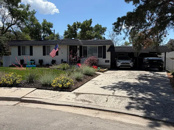 2562 E Dolce Vita Ct S, Salt Lake City, UT 84121