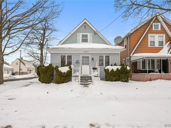 3502 Ontario Ave, Niagara Falls, NY 14305
