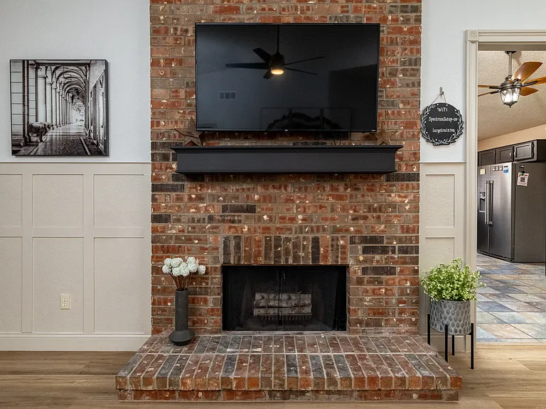 Spacious and open living room with entertainment for the whole family
