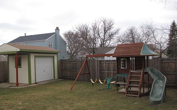 5th image of 2280 Larkspur Ct