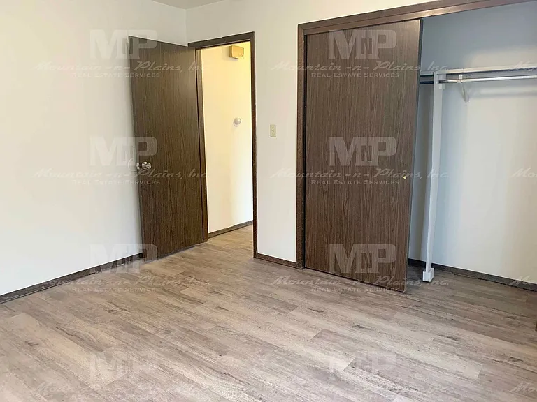 1729 Palm Dr #B — Photo 6