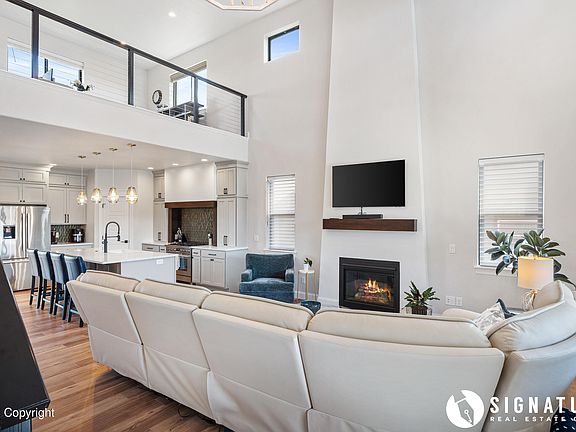 4th image of 29 Parkside Cir