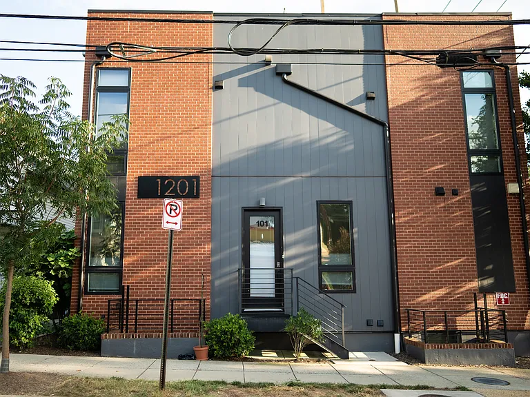 1201 Kearny St NE #101 — Photo 39