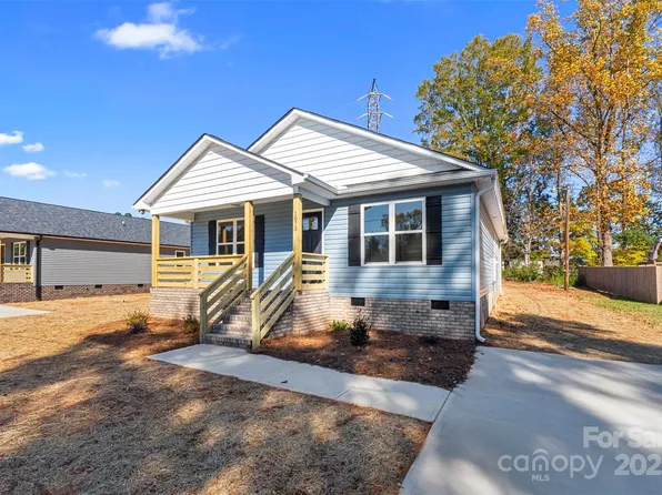 1075 Roberts St, China Grove, NC 28023