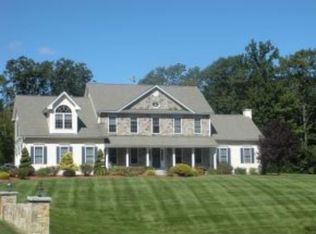 60 Isinglass Rd, Chester, NH 03036