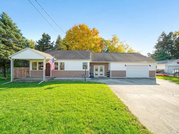 550 E Locust St, Morenci, MI 49256