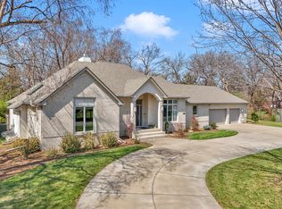1401 Maple St, Newton, KS 67114
